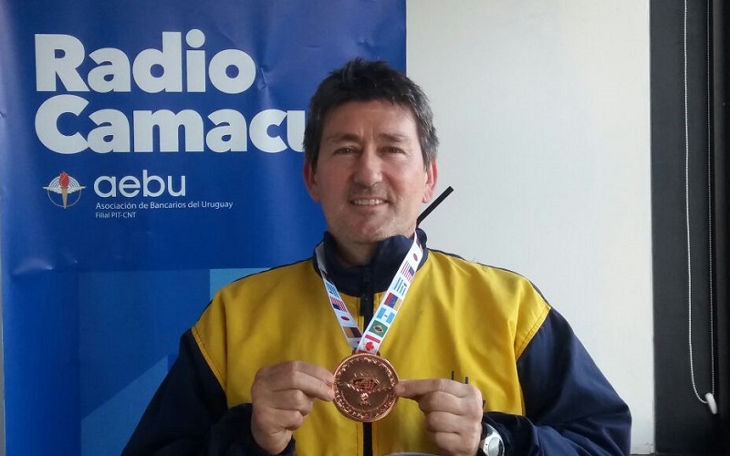 Karate de AEBU multipremiado en Chile