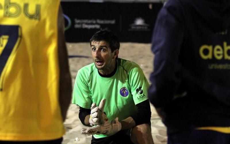 “Siempre que hay una pelota en la arena, trato de acompañarla”