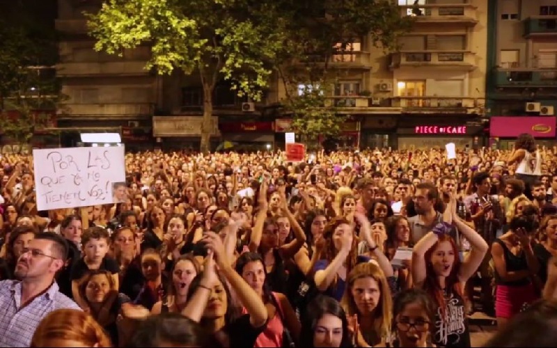 Debate sobre la ley de feminicidio en Ciencias Sociales