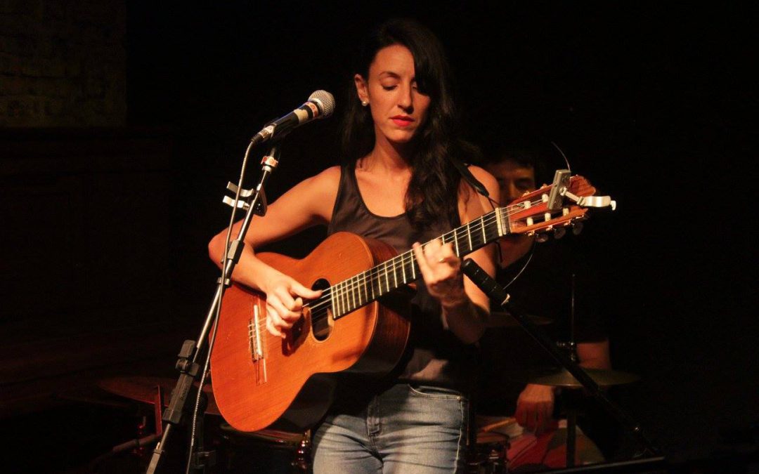 Melaní Luraschi y Cecilia Bernasconi y sus Canciones de otoño en la Sala Camacuá