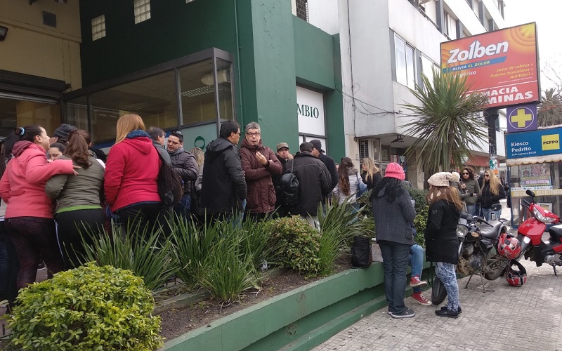 Supermercados no cuentan con protocolos en caso de emergencias