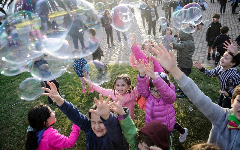 La Fiesta contada por los niños