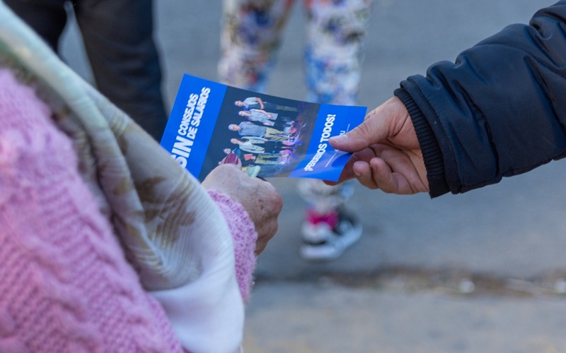 Volanteada en Tres Cruces en defensa de los Consejos de Salarios