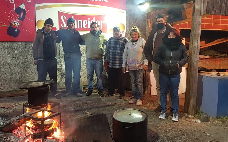 Red de ollas populares del barrio Lavalleja alimenta a más de mil personas por día