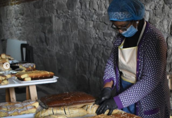 Más allá de la alimentación: vecinos y vecinas de Ciudad Vieja sostienen ollas solidarias y espacios de inserción social