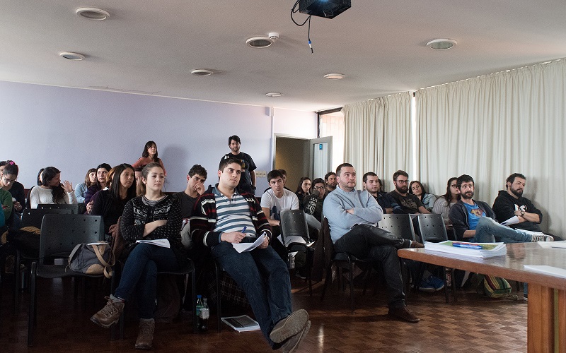 De generación en generación: la experiencia de los capacitadores en el Área de Formación