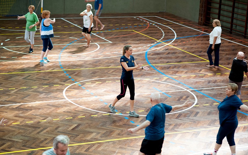 Comisión de Salud de AEBU invita a actividad recreativa en el club deportivo