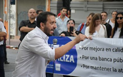 Bancarios oficiales coparon 18 de Julio y se hicieron sentir frente al Ministerio de Economía